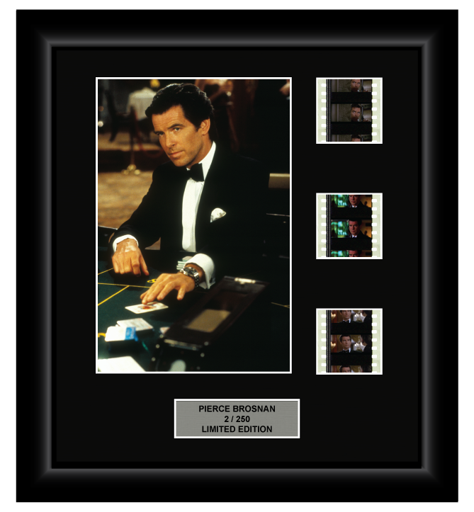 Pierce Brosnan (James Bond) - 3 Cell Display