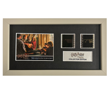 Harry Potter & the Prisoner of Azkaban |  2 Cell with Original Trading Card Display