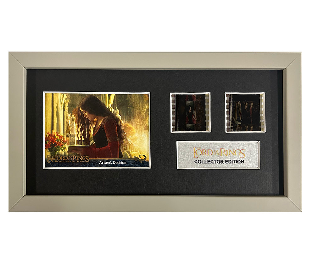 Lord of the Rings ROK |  2 Cell with Original Trading Card Display