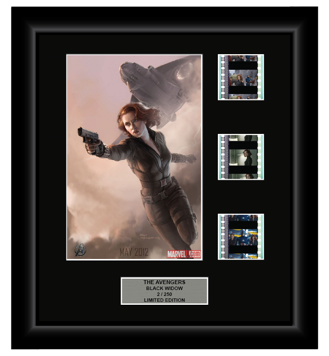 Avengers Black Widow (2012) - 3 Cell Display