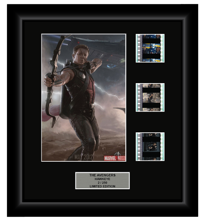 Avengers Hawkeye (2012) - 3 Cell Display
