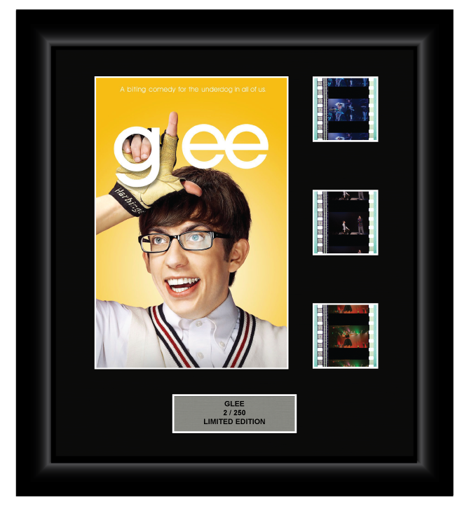 GLEE (2011) - 3 Cell Display Style 1 (Artie)