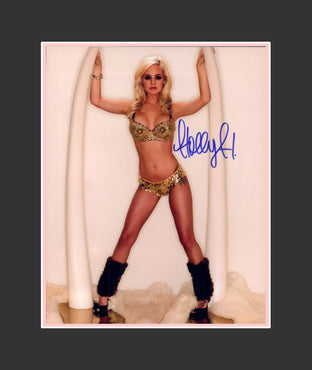 Holly Huddleston Autograph - Benchwarmer Model | TVs Sunset Tan | One of the 'Olly Girls'