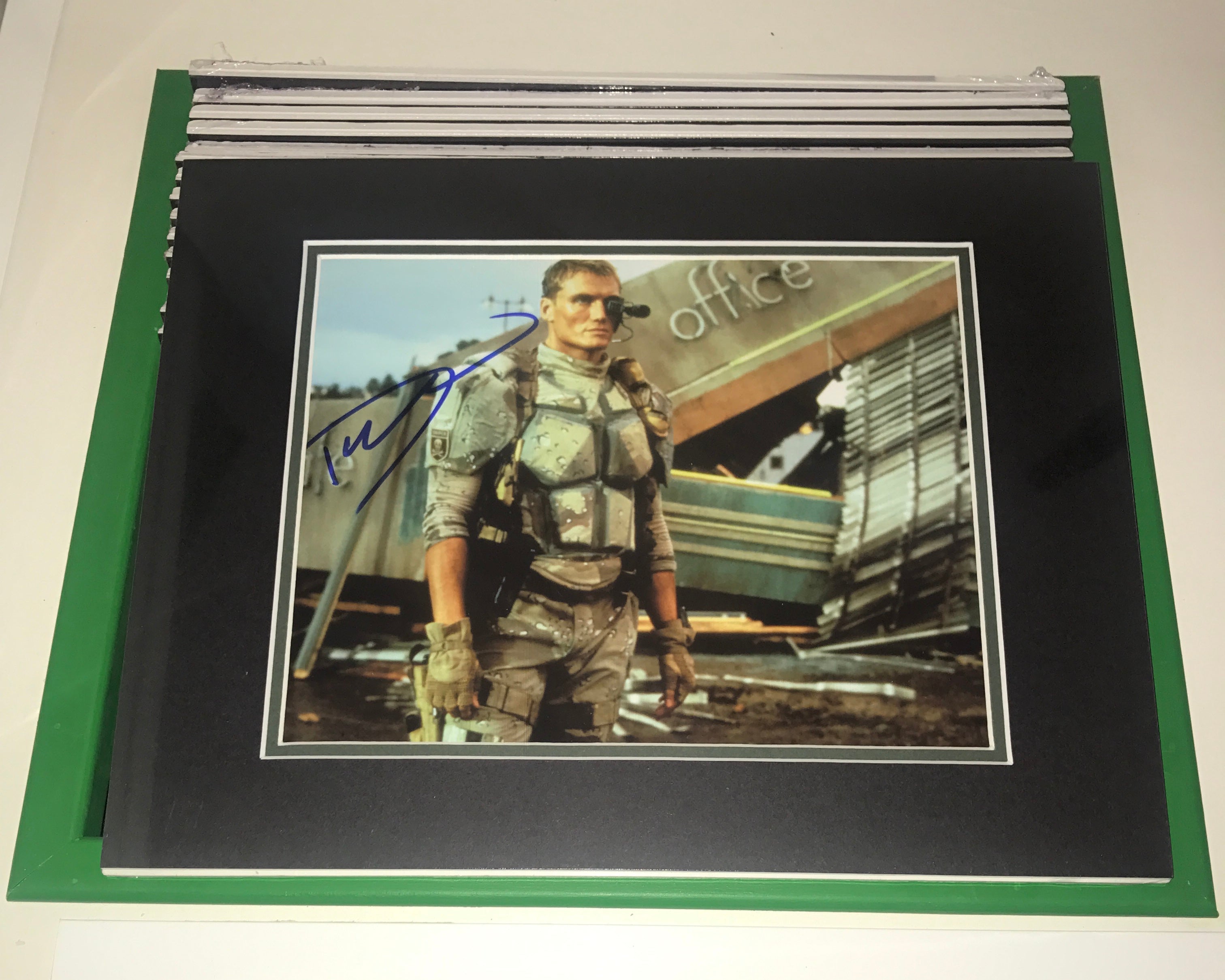 Dolph Lundgren Autograph | Universal Soldier
