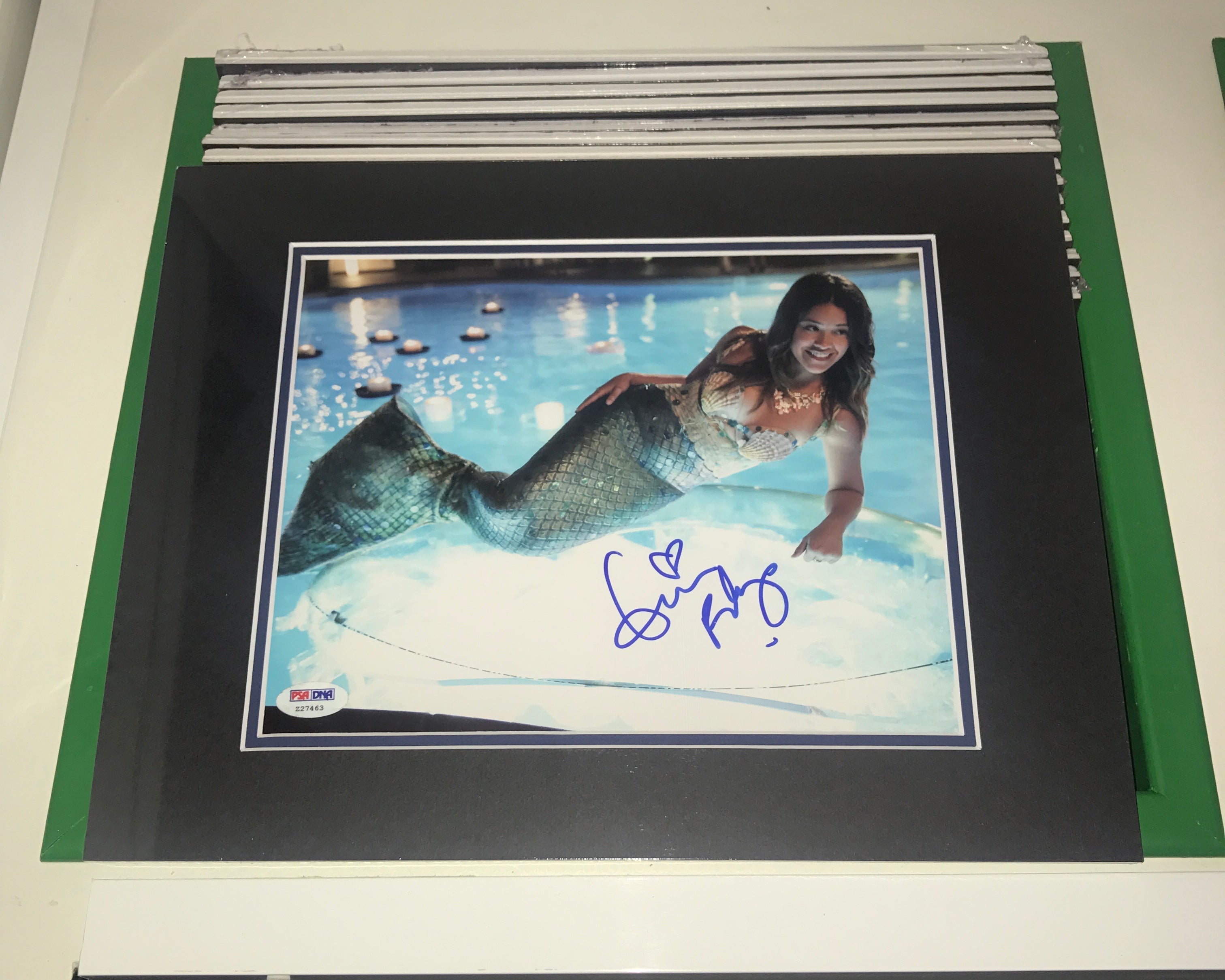 Gina Rodriguez Autograph | Jane the Virgin