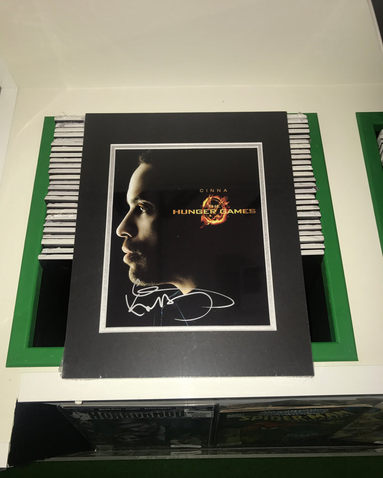 Lenny Kravitz Autograph | The Hunger Games