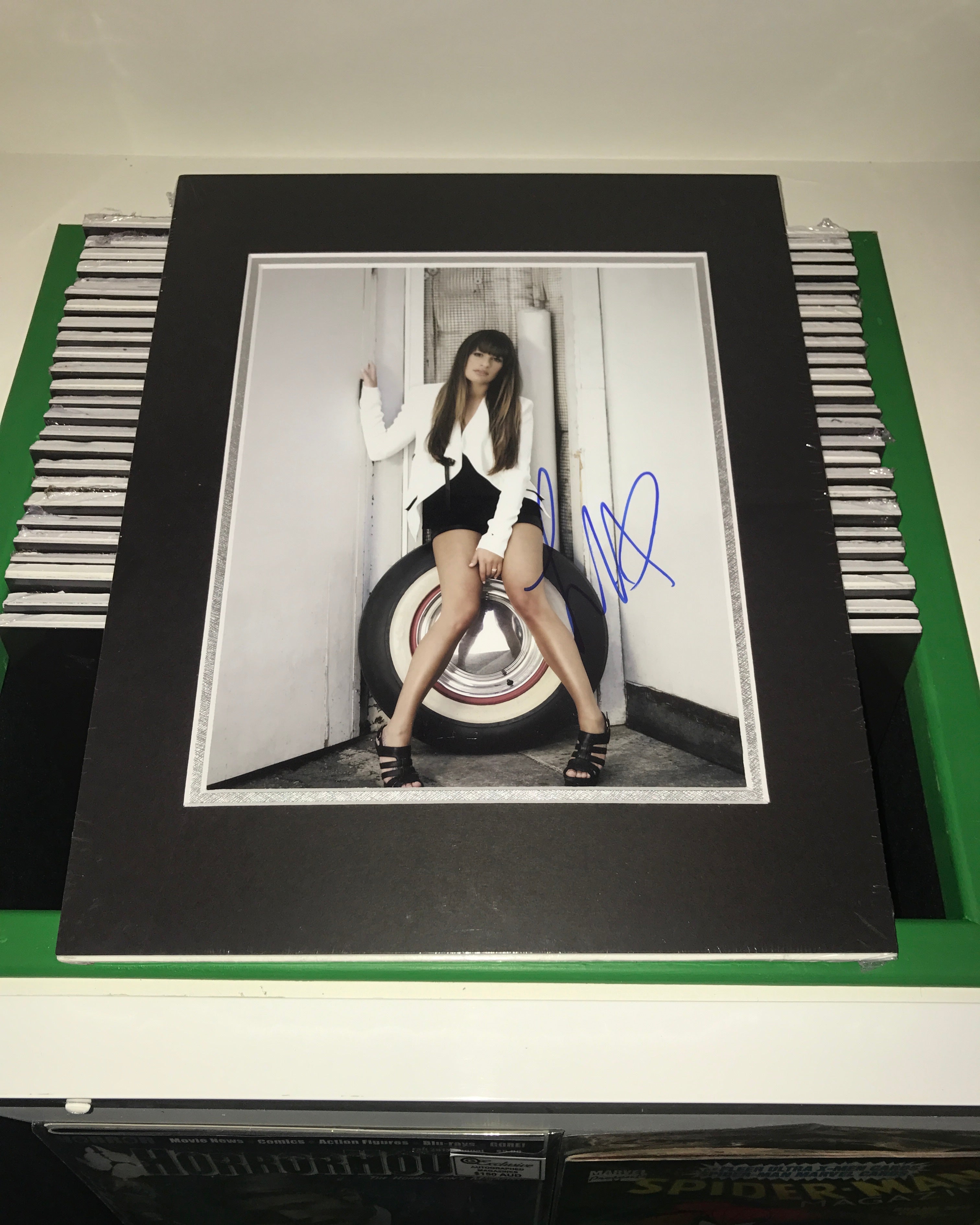 Lea Michele Autograph | GLEE