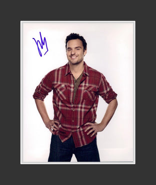 Jake Johnson Autograph | Actor | New Girl | No Strings Attached | Get Him to the Greek