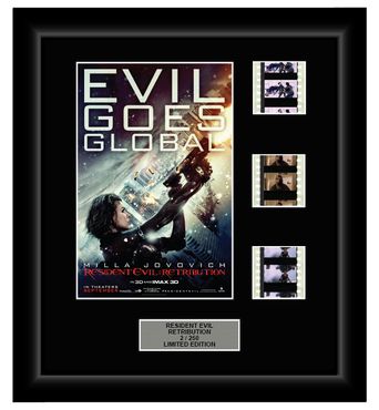 Resident Evil: Retribution (2012) - 3 Cell Display