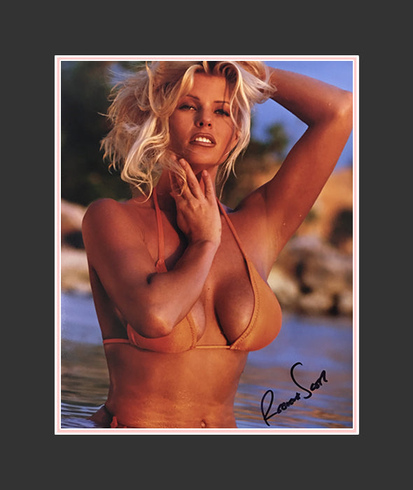 Rebecca Scott Autograph | Playboy Playmate of the Month August 1999