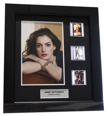 Anne Hathaway (Style 1) - 3 Cell Display